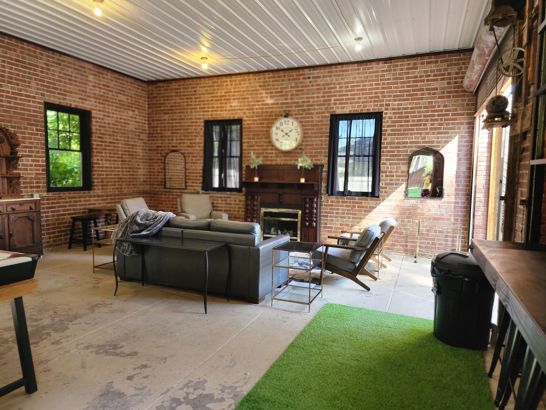 Carriage House photo